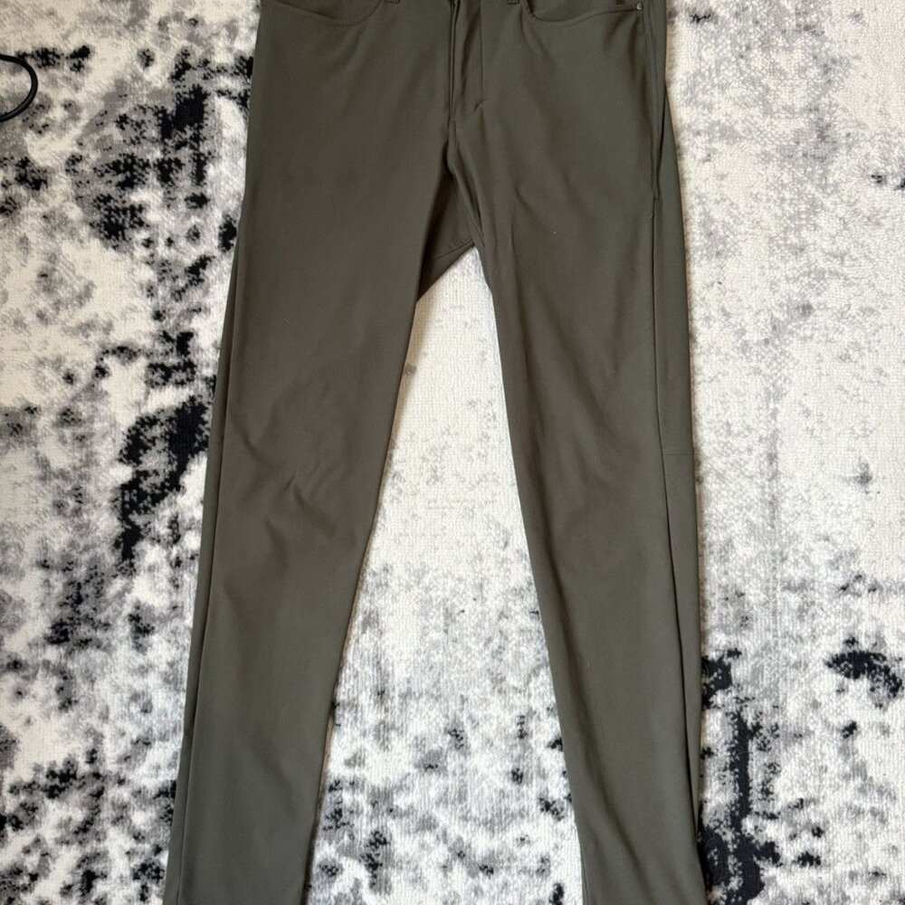 Lululemon ABC pants